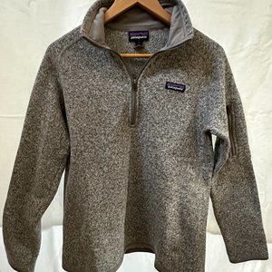 Gray Patagonia Pullover 1/4 Zip